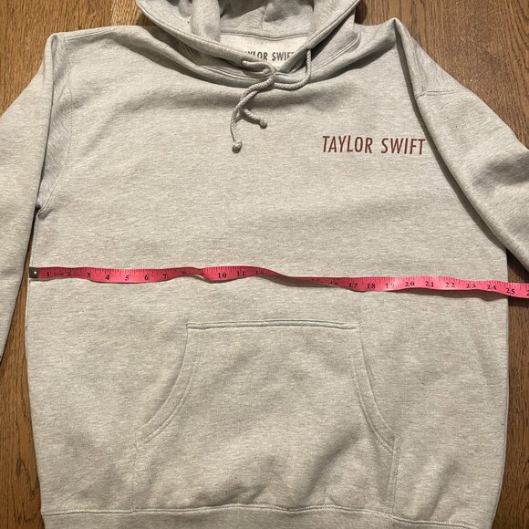 Taylor Swift Red Taylor's Version Hoodie XL - Picture 4 of 5